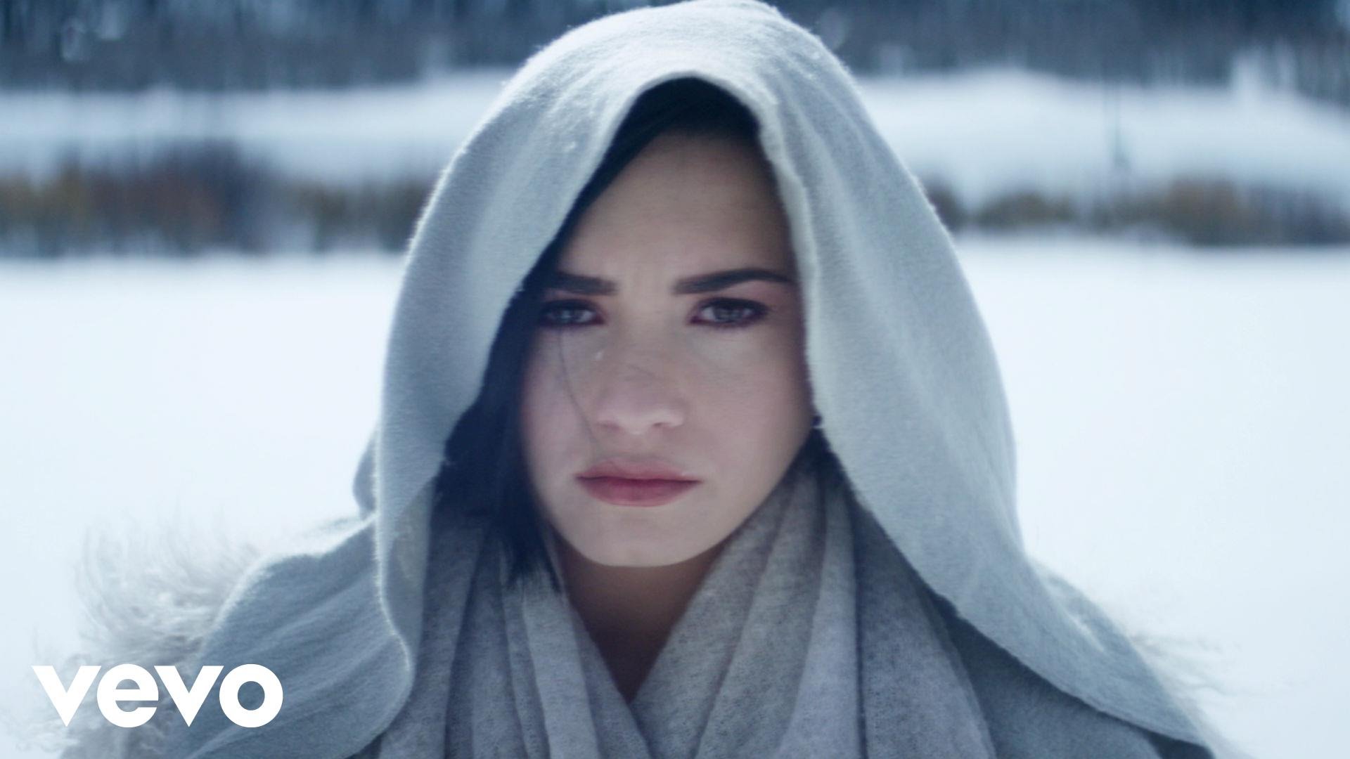Demi Lovato - Stone cold