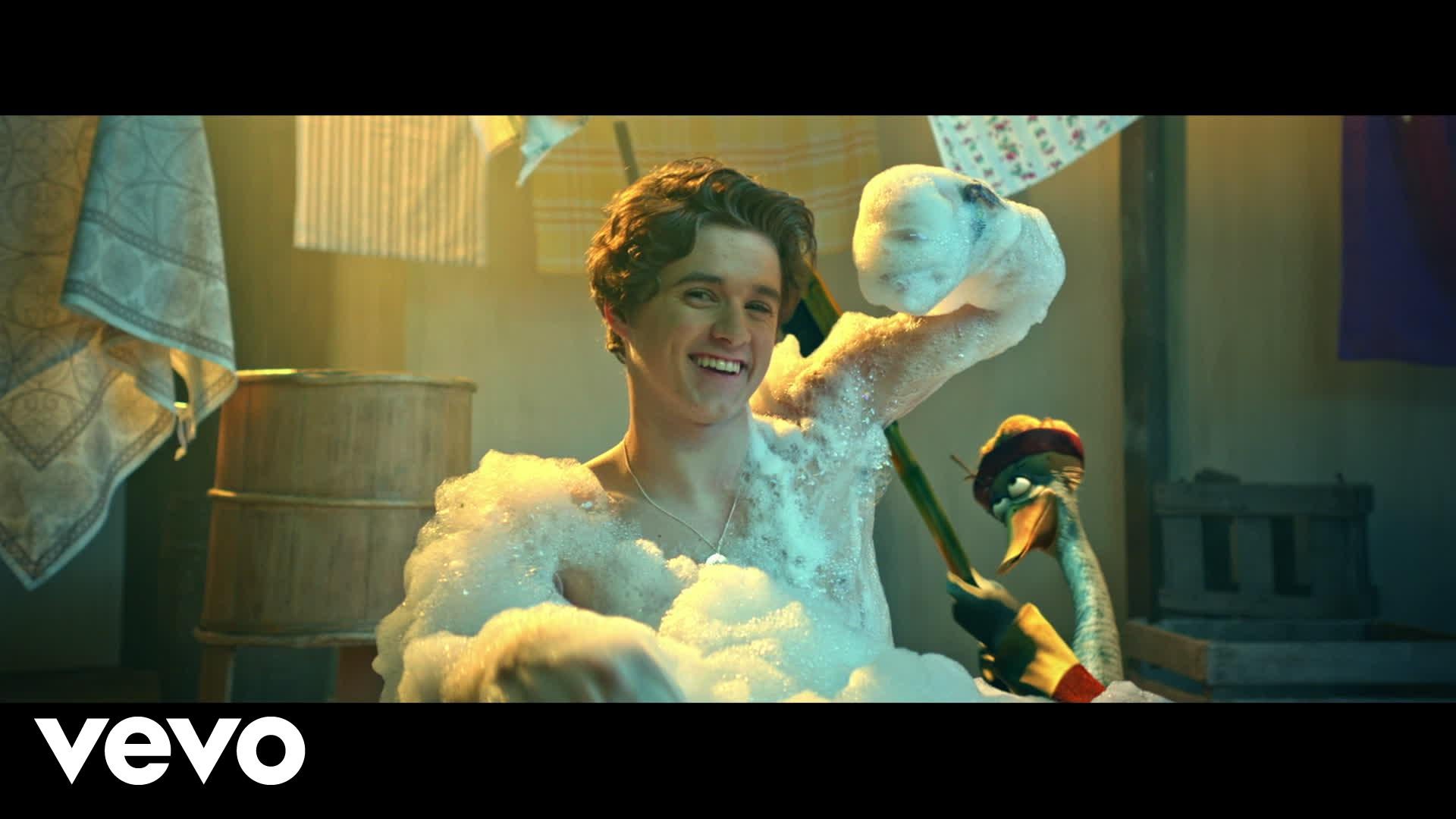 The Vamps - Kung Fu fighting