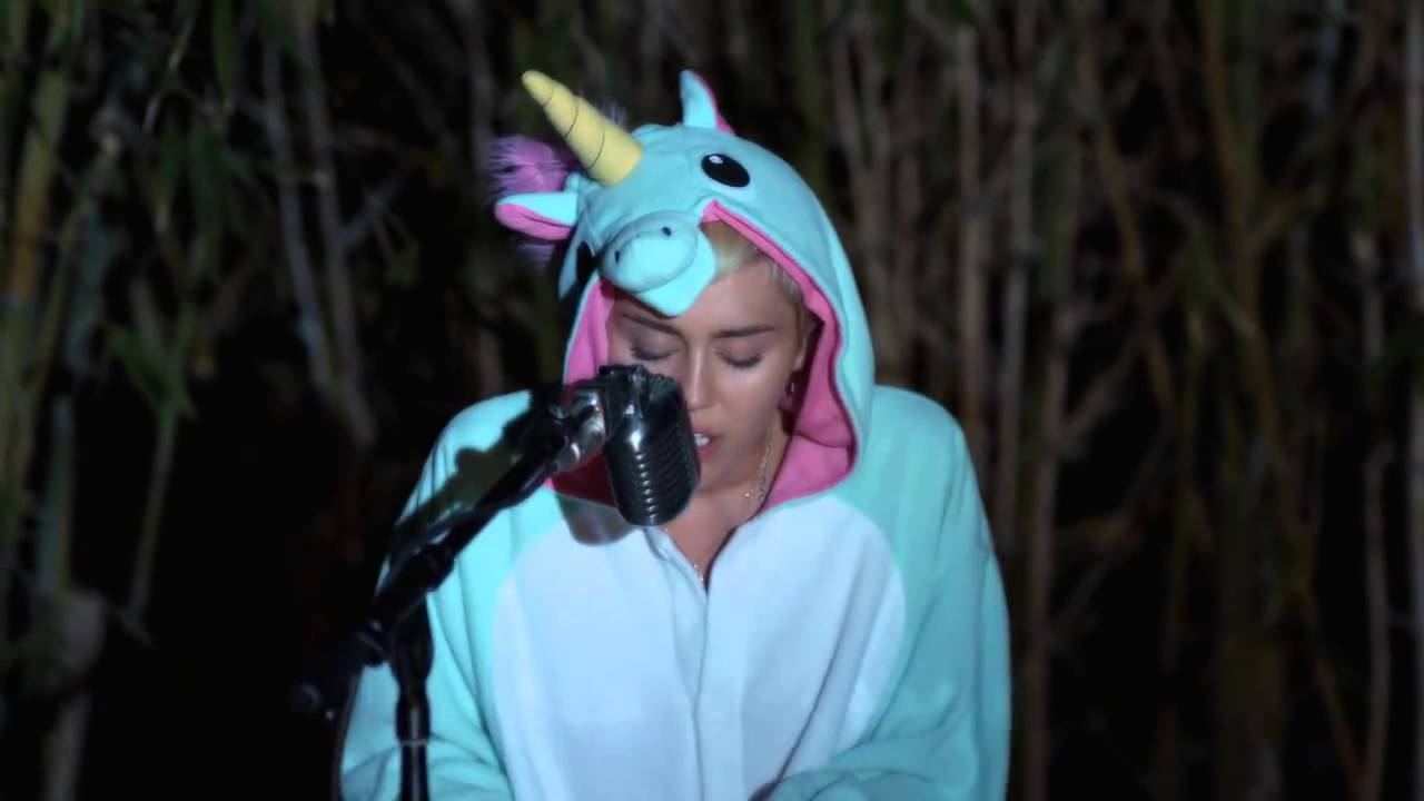 Miley Cyrus - Pablow The Blowfish